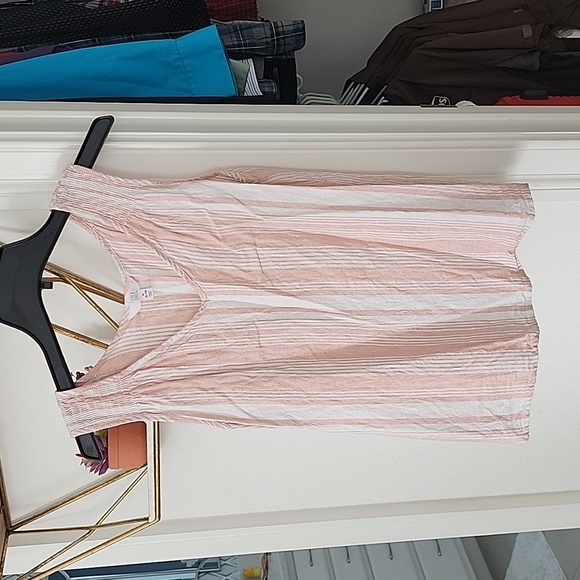 Tank - Picture 1 of 4